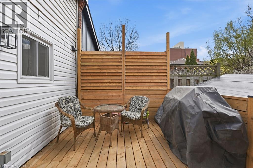 34 BAILLIE Street - 34