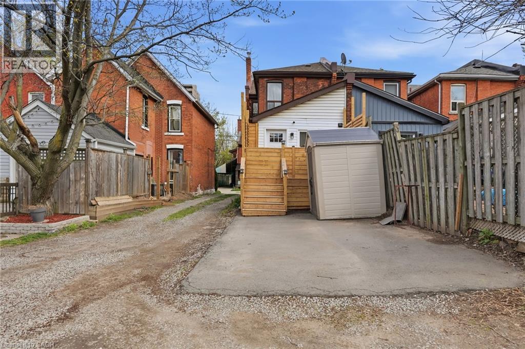 34 BAILLIE Street - 36