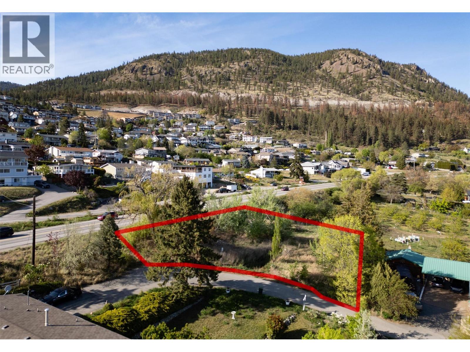 5281 Tailyour Lane, Peachland