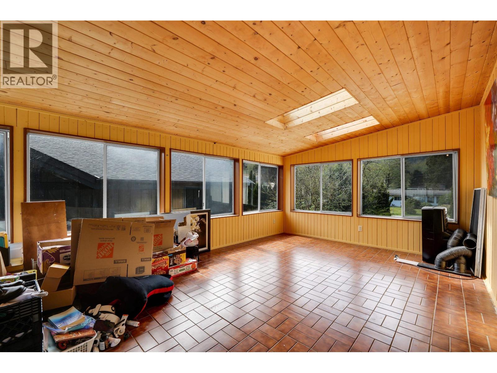 41750 COTTONWOOD ROAD, Squamish