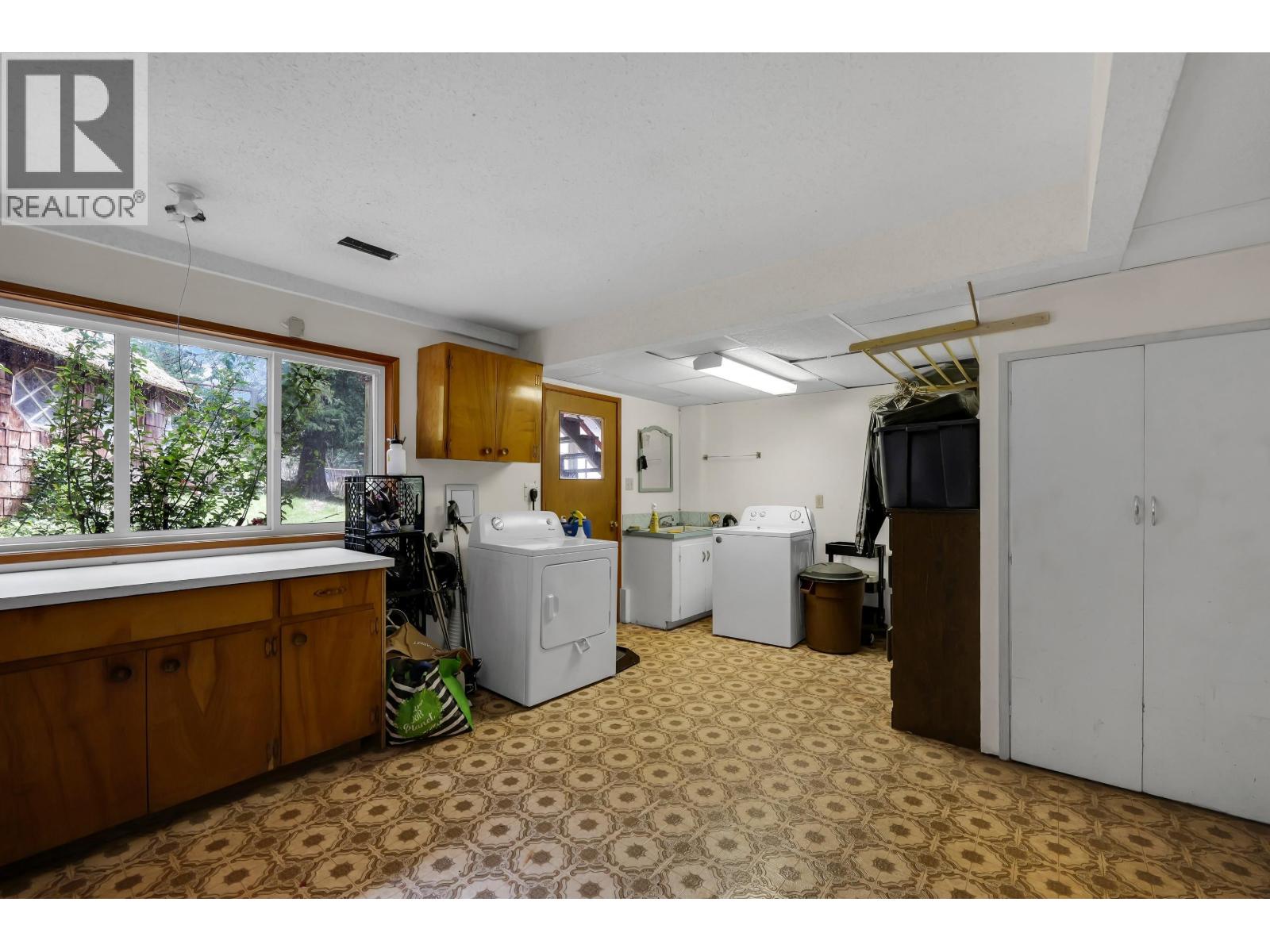 41750 COTTONWOOD ROAD, Squamish