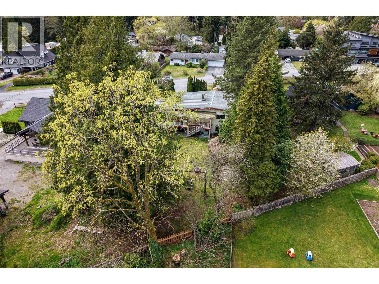 41750 COTTONWOOD ROAD, Squamish