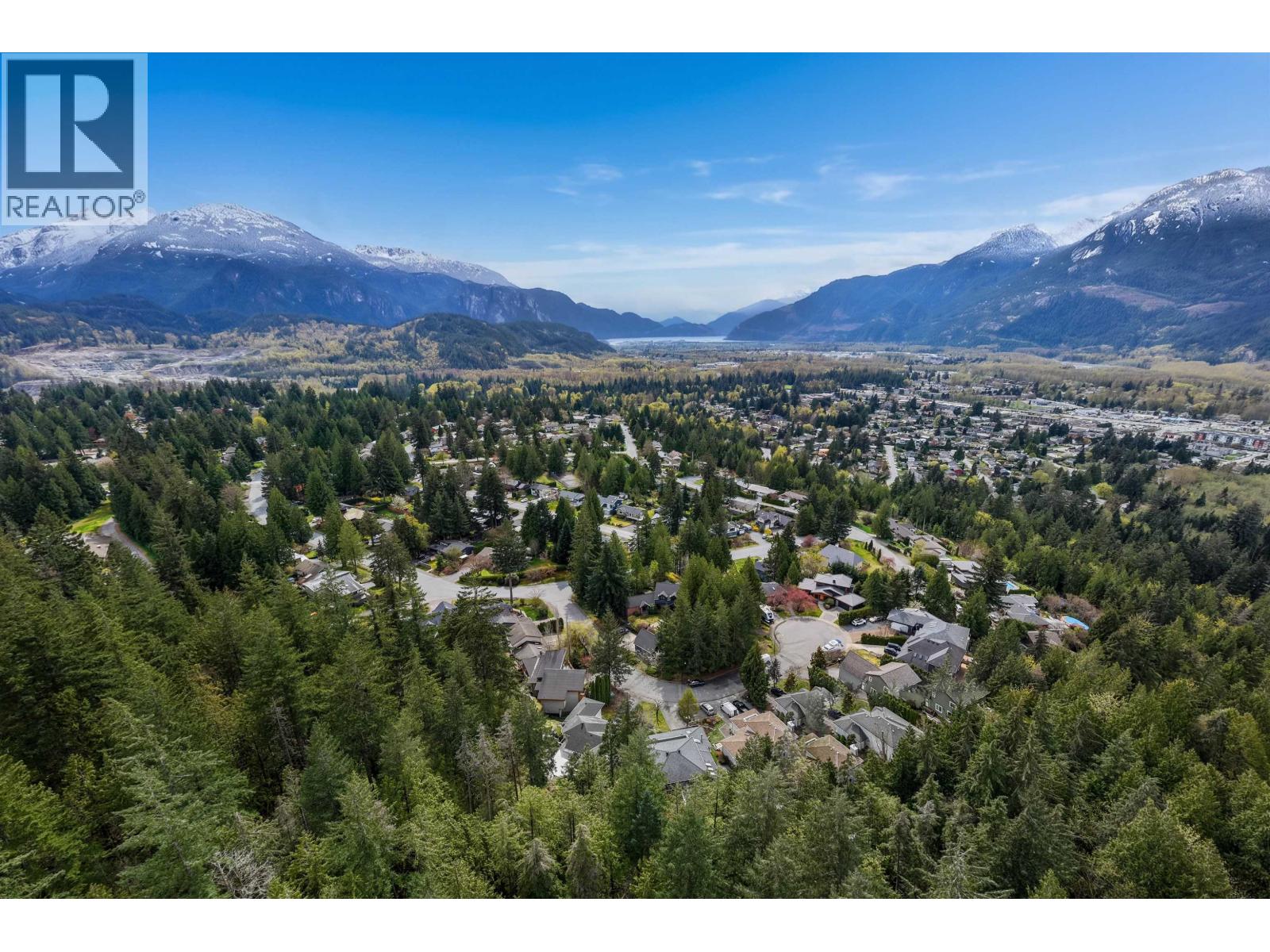 41750 COTTONWOOD ROAD, Squamish