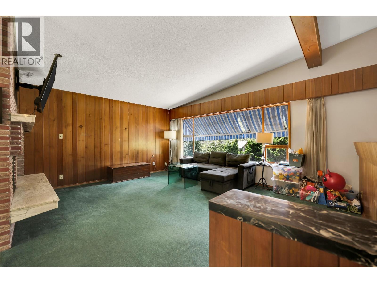 41750 COTTONWOOD ROAD, Squamish