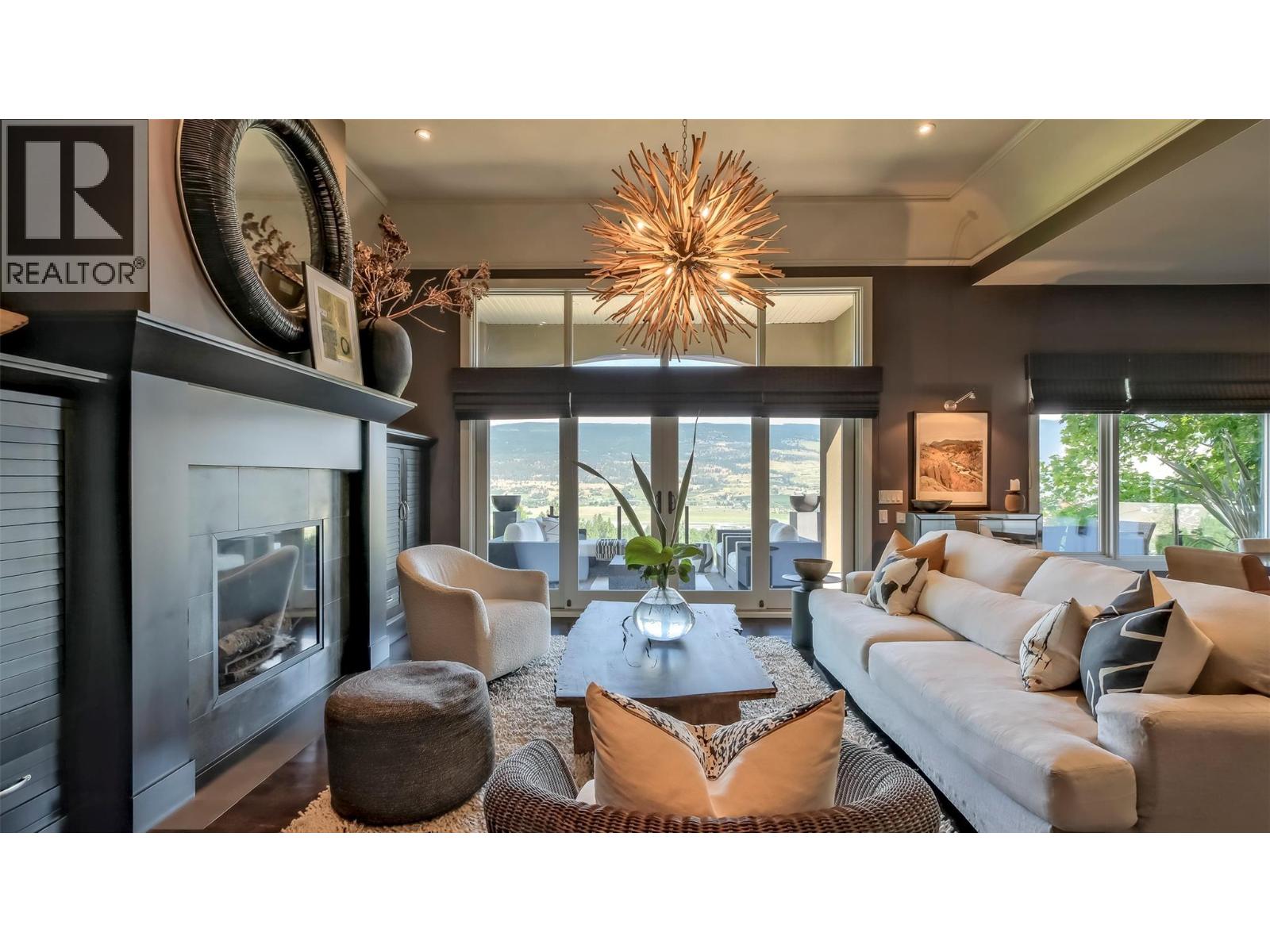 1749 Capistrano Drive, Kelowna