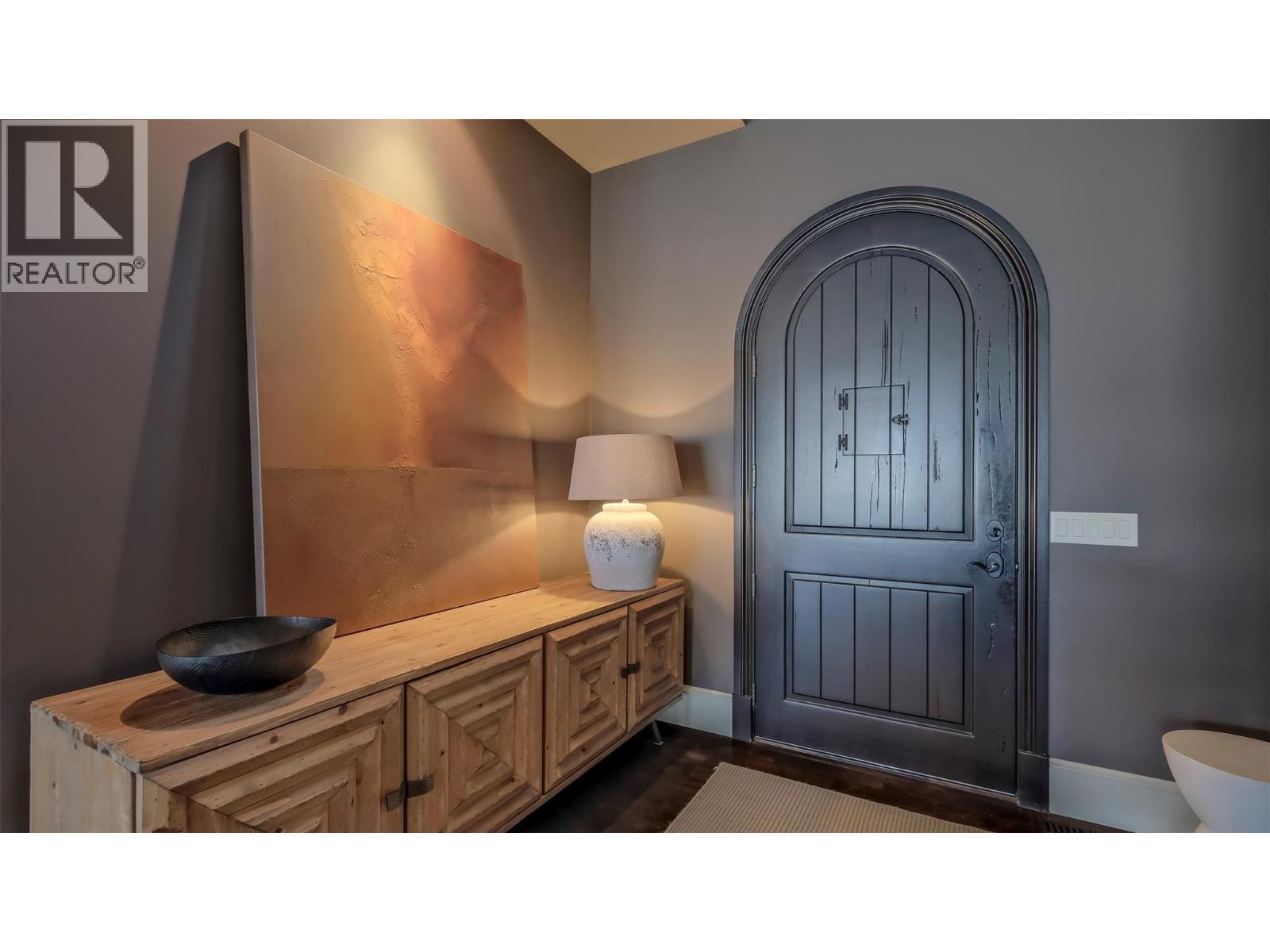 1749 Capistrano Drive, Kelowna