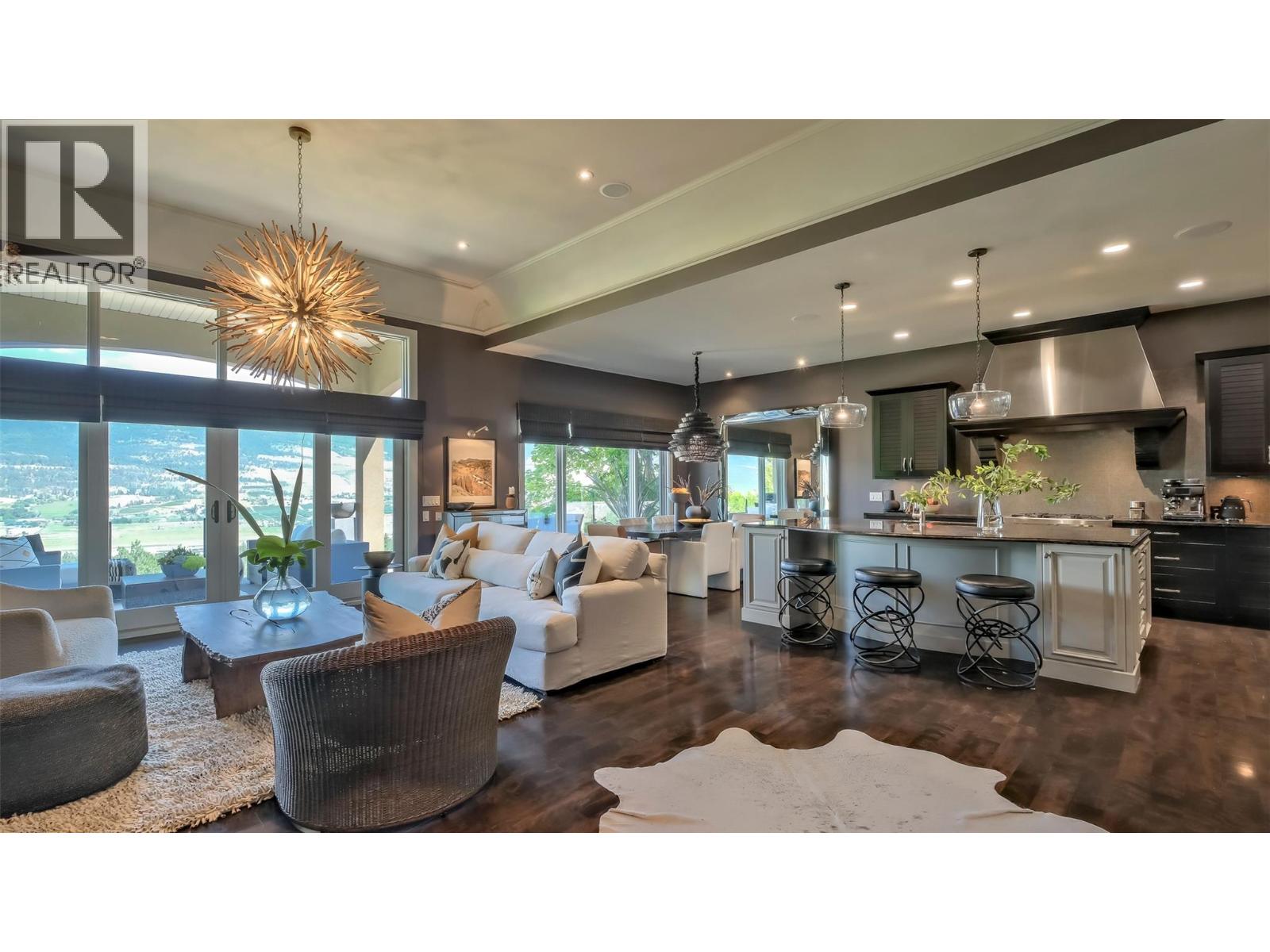 1749 Capistrano Drive, Kelowna