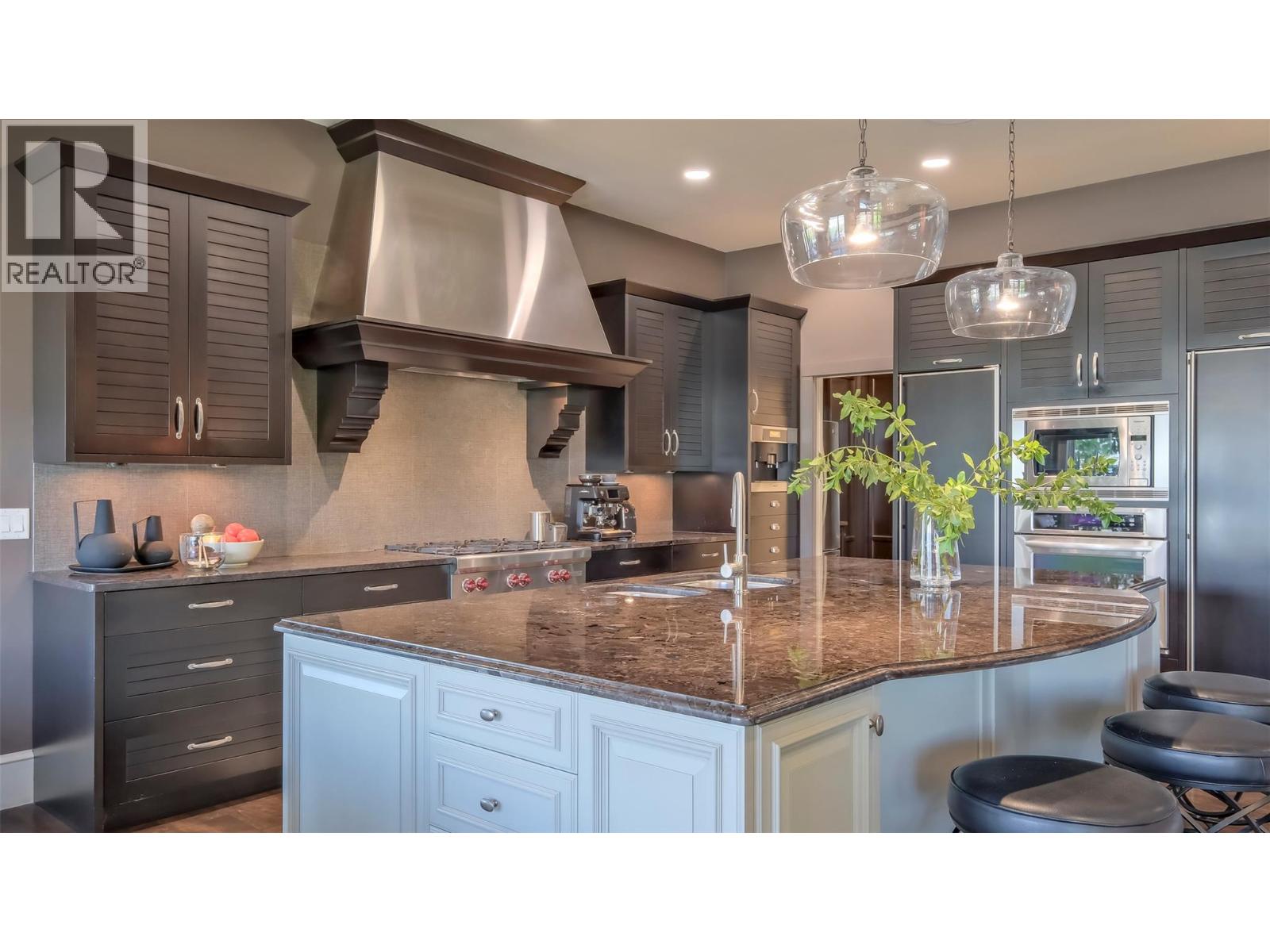 1749 Capistrano Drive, Kelowna