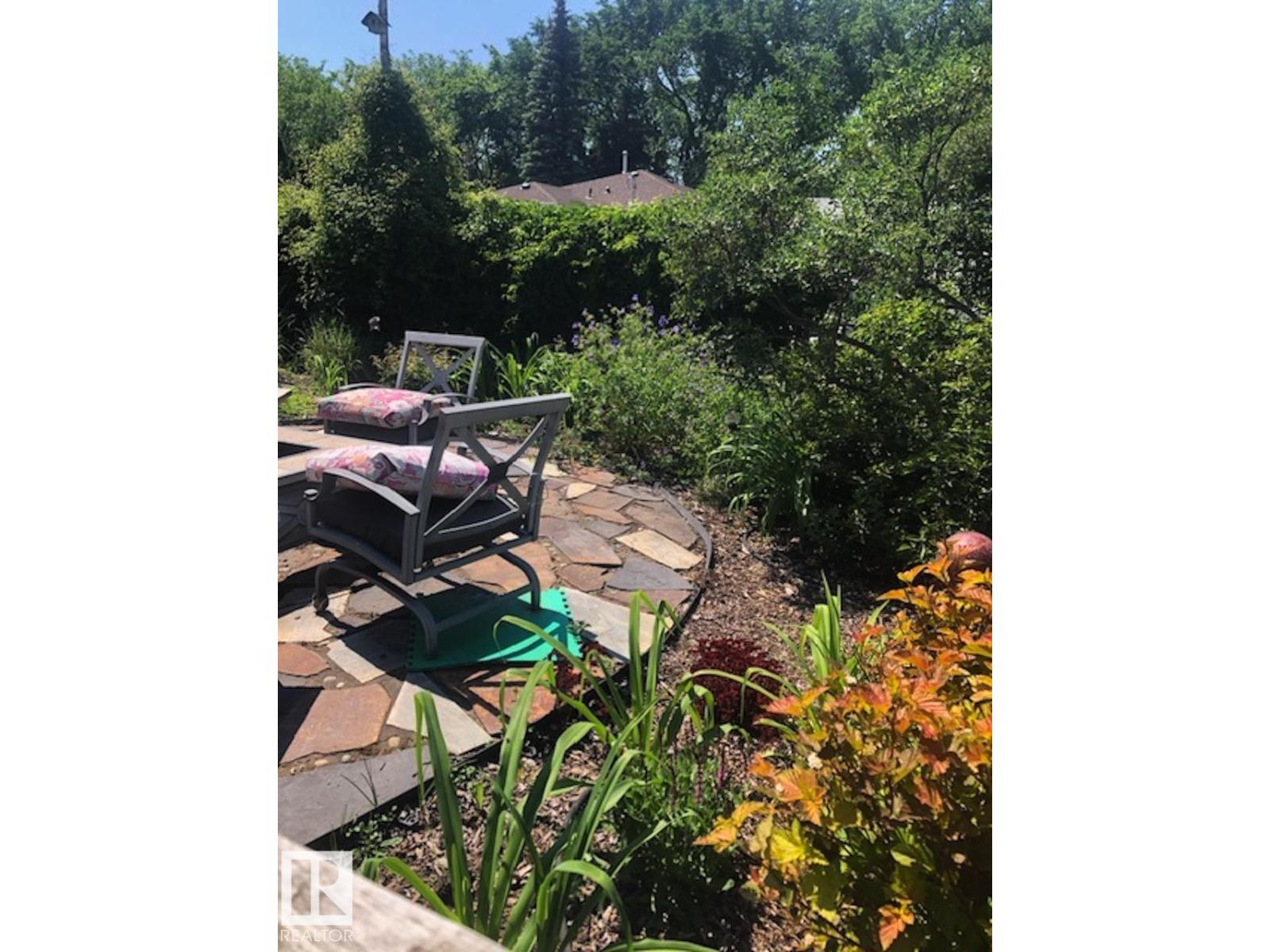 12130 60 ST NW, Edmonton