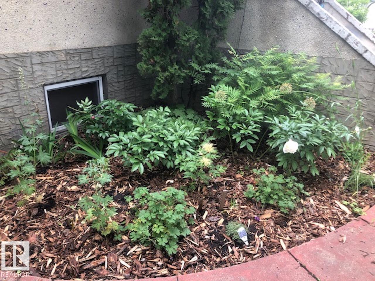 12130 60 ST NW, Edmonton