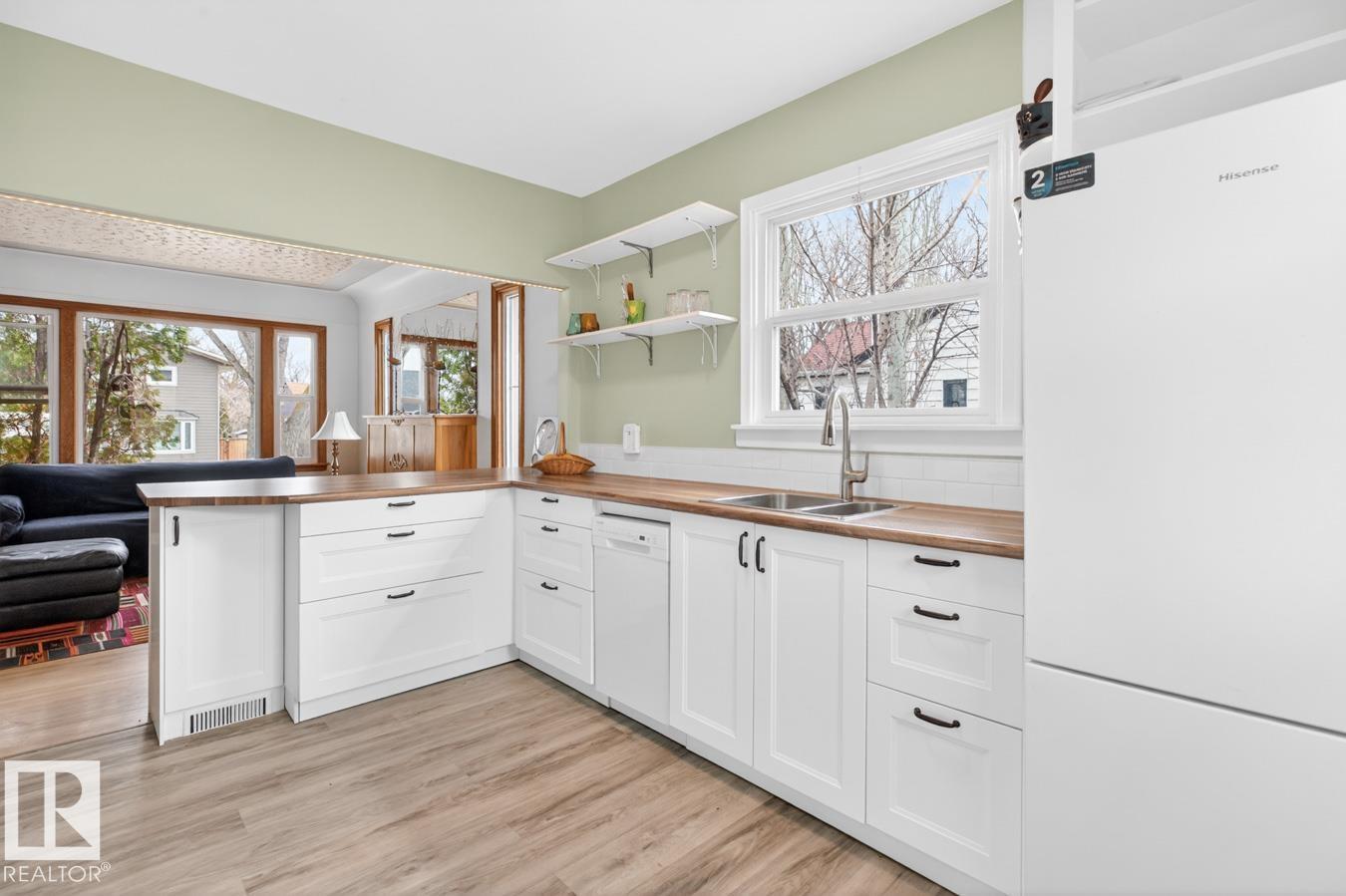 12130 60 ST NW, Edmonton