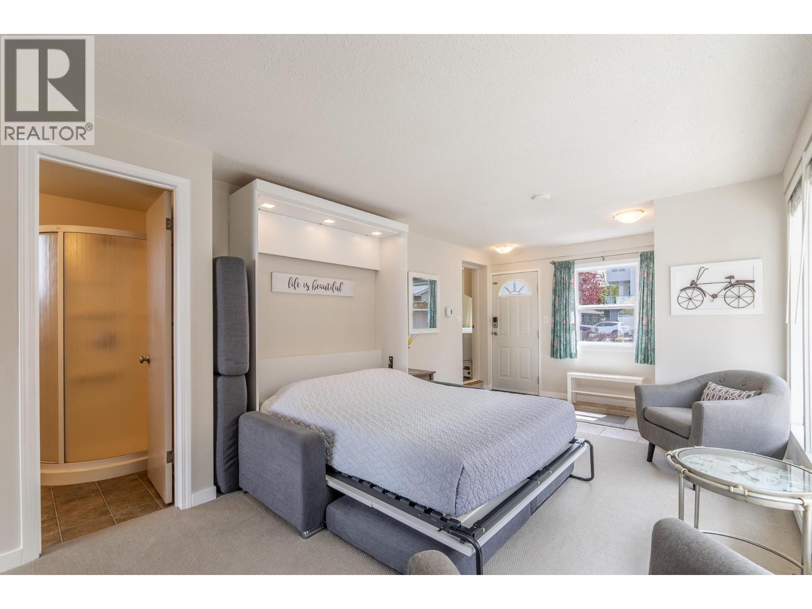 217 Lee Avenue, Penticton