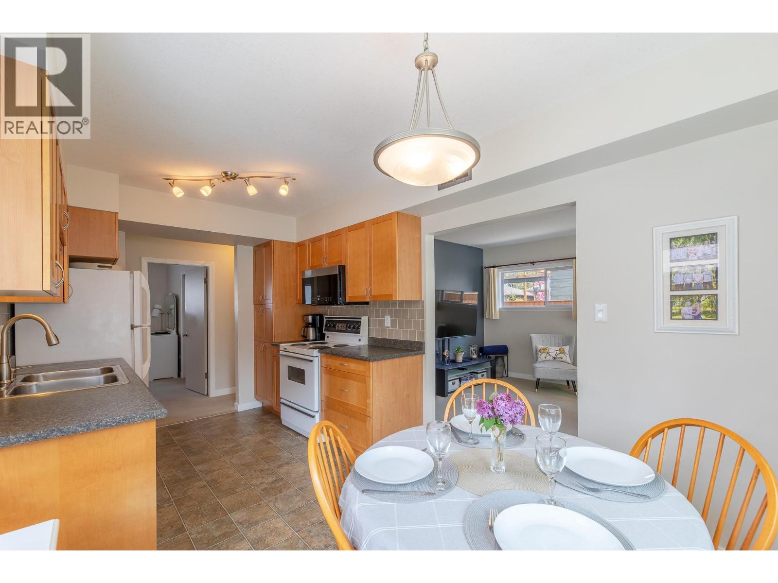 217 Lee Avenue - 9