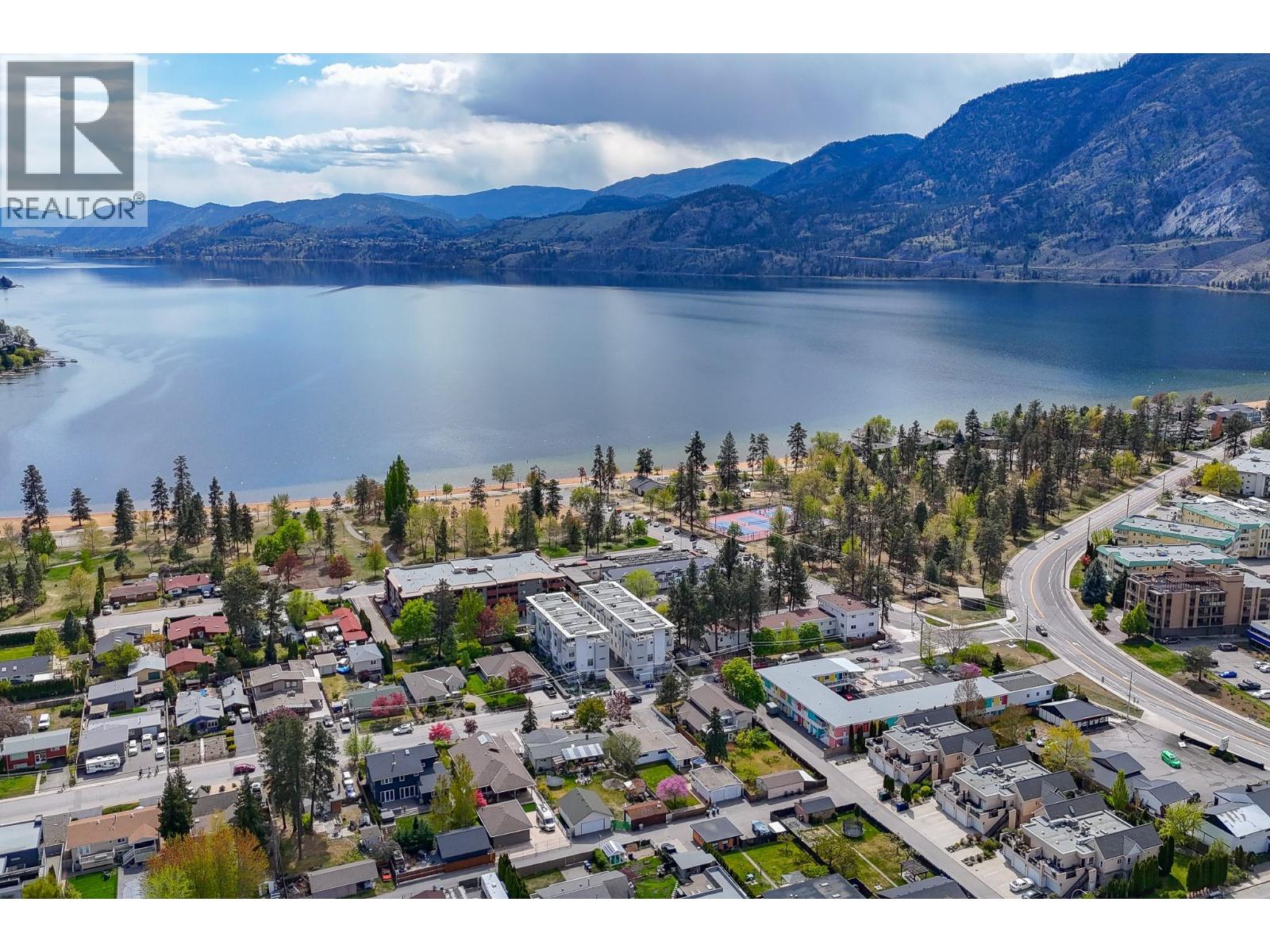 217 Lee Avenue - 38