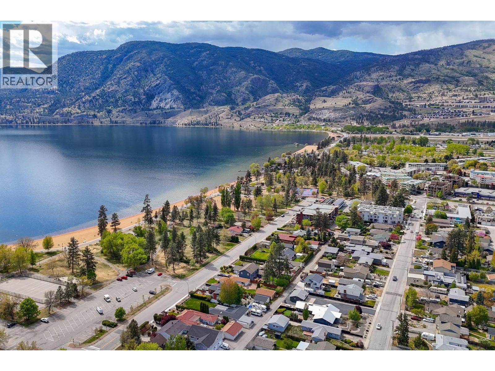 217 Lee Avenue, Penticton