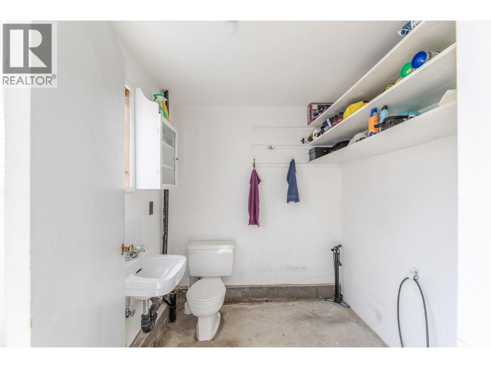 217 Lee Avenue - 33