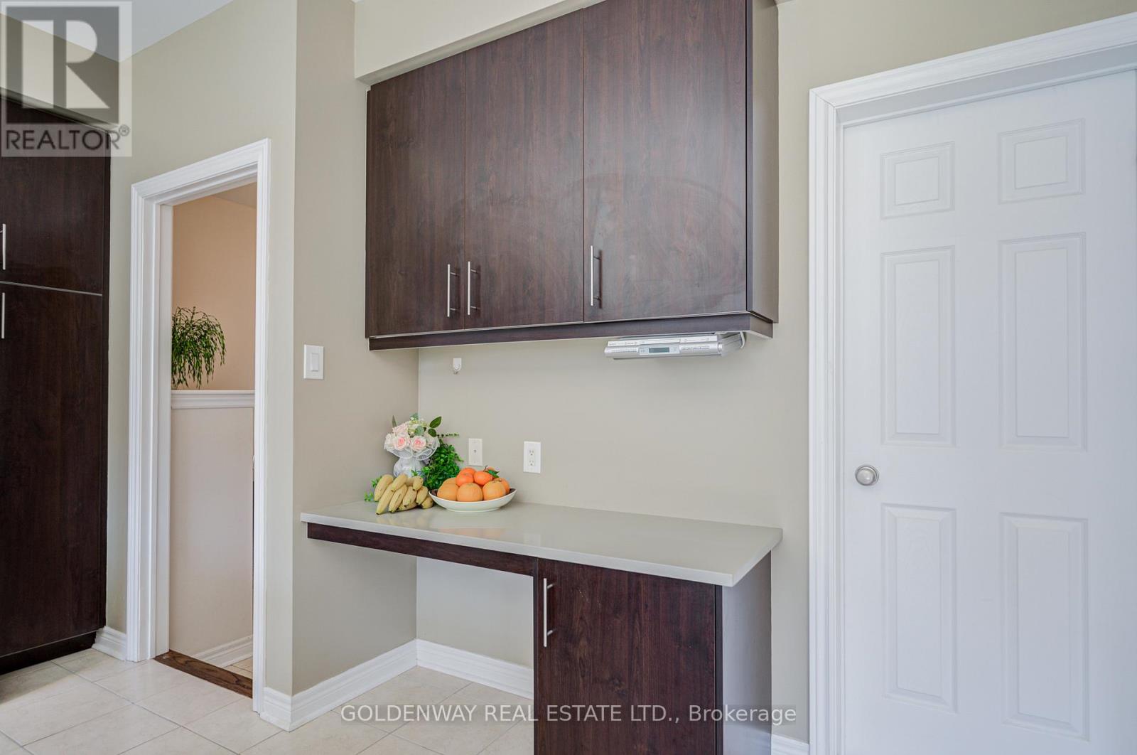 9 DUKE OF CORNWALL DRIVE - 18