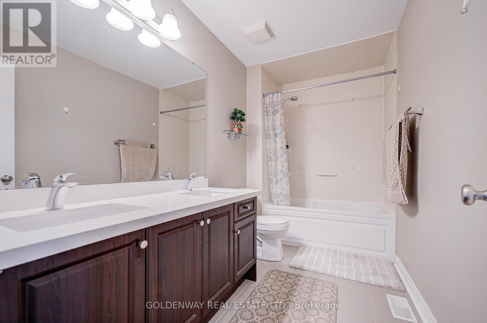 9 DUKE OF CORNWALL DRIVE - 28