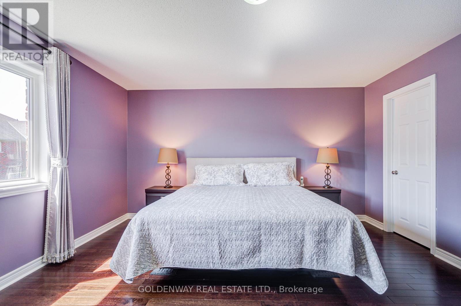 9 DUKE OF CORNWALL DRIVE - 31