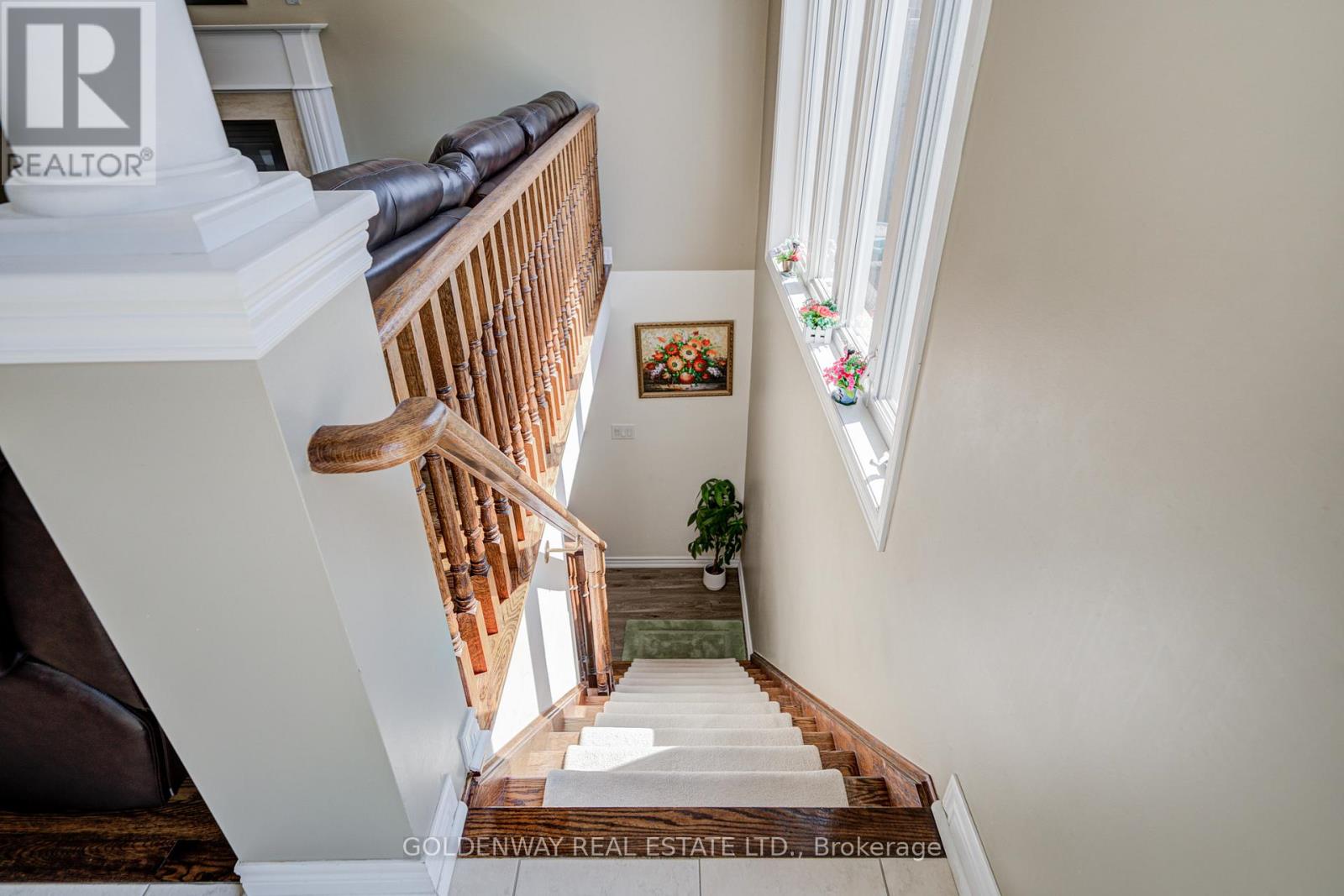 9 DUKE OF CORNWALL DRIVE - 38
