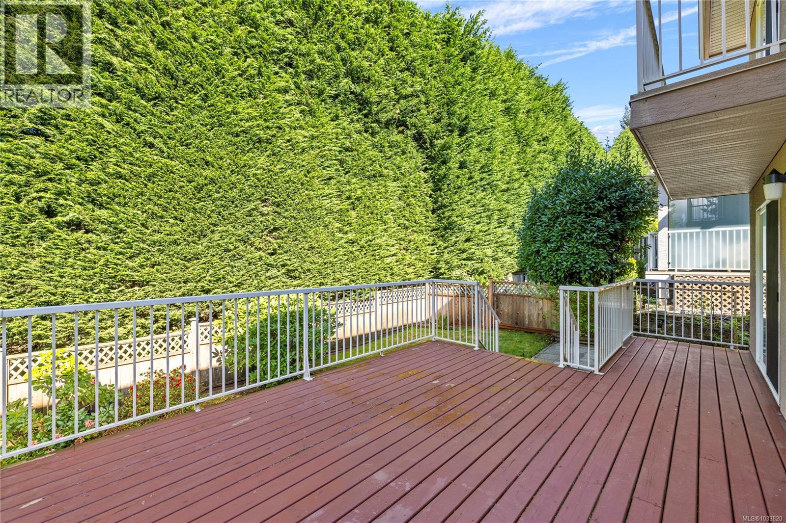 5857 Quarry Cres - 40