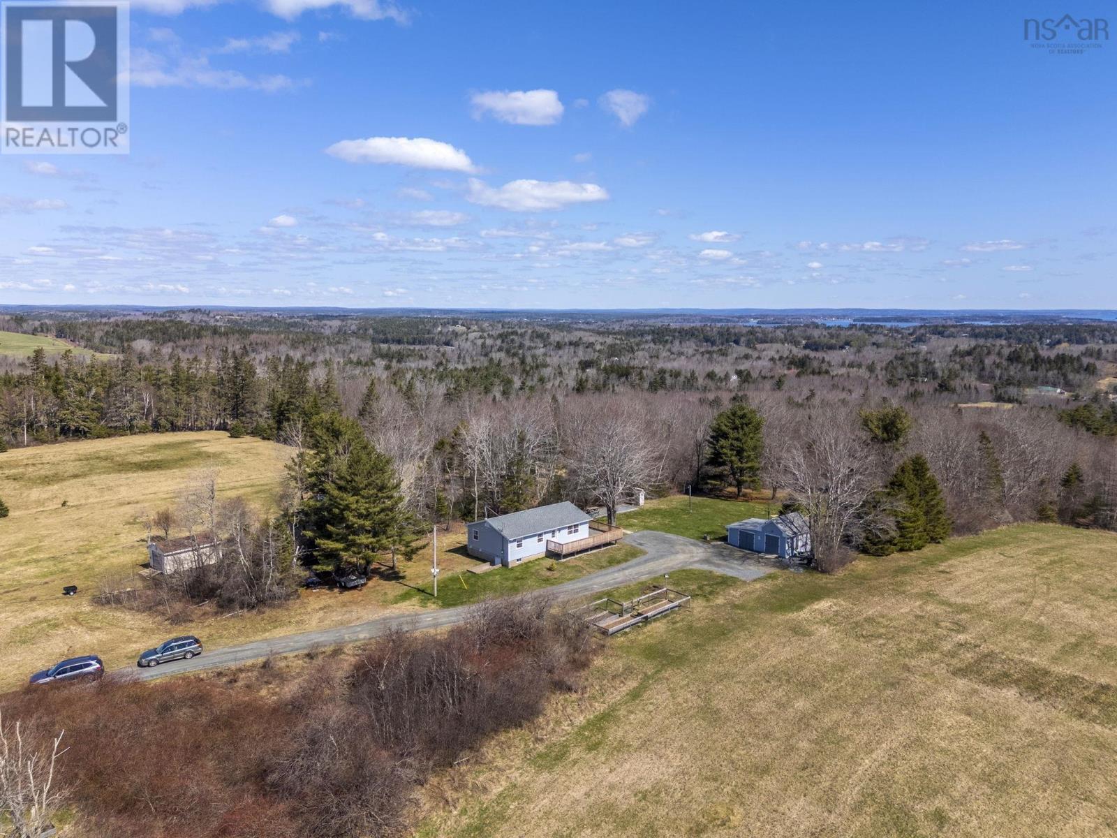 504 Northwest Road - 48