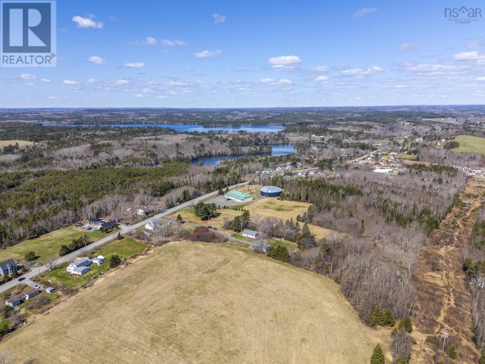 504 Northwest Road - 46
