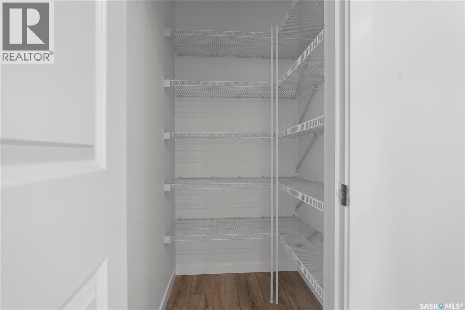 3151 Bowen STREET - 6