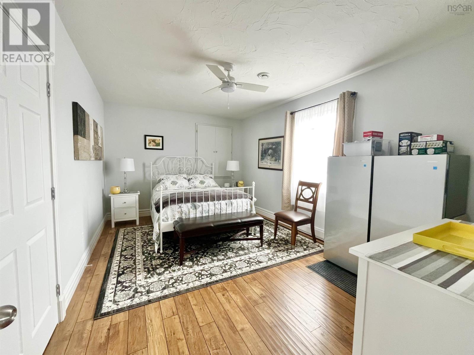 Property 47 of 49 of 17 Clinton Street