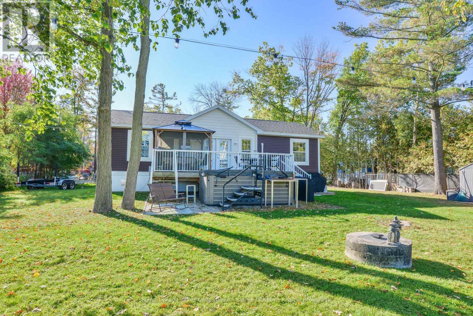 37 MINTENS LANE - 16