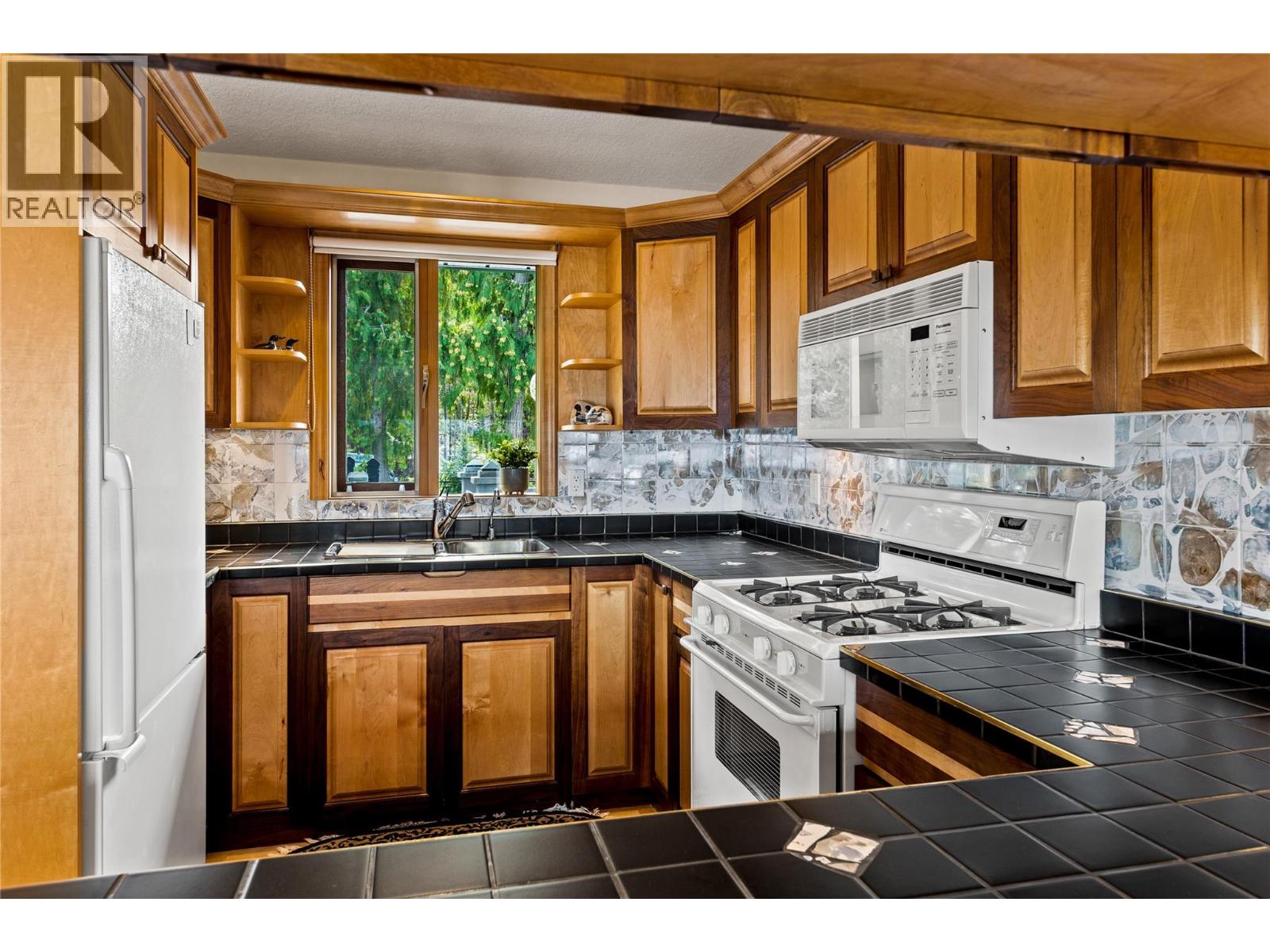 2483 Rocky Point Road - 20
