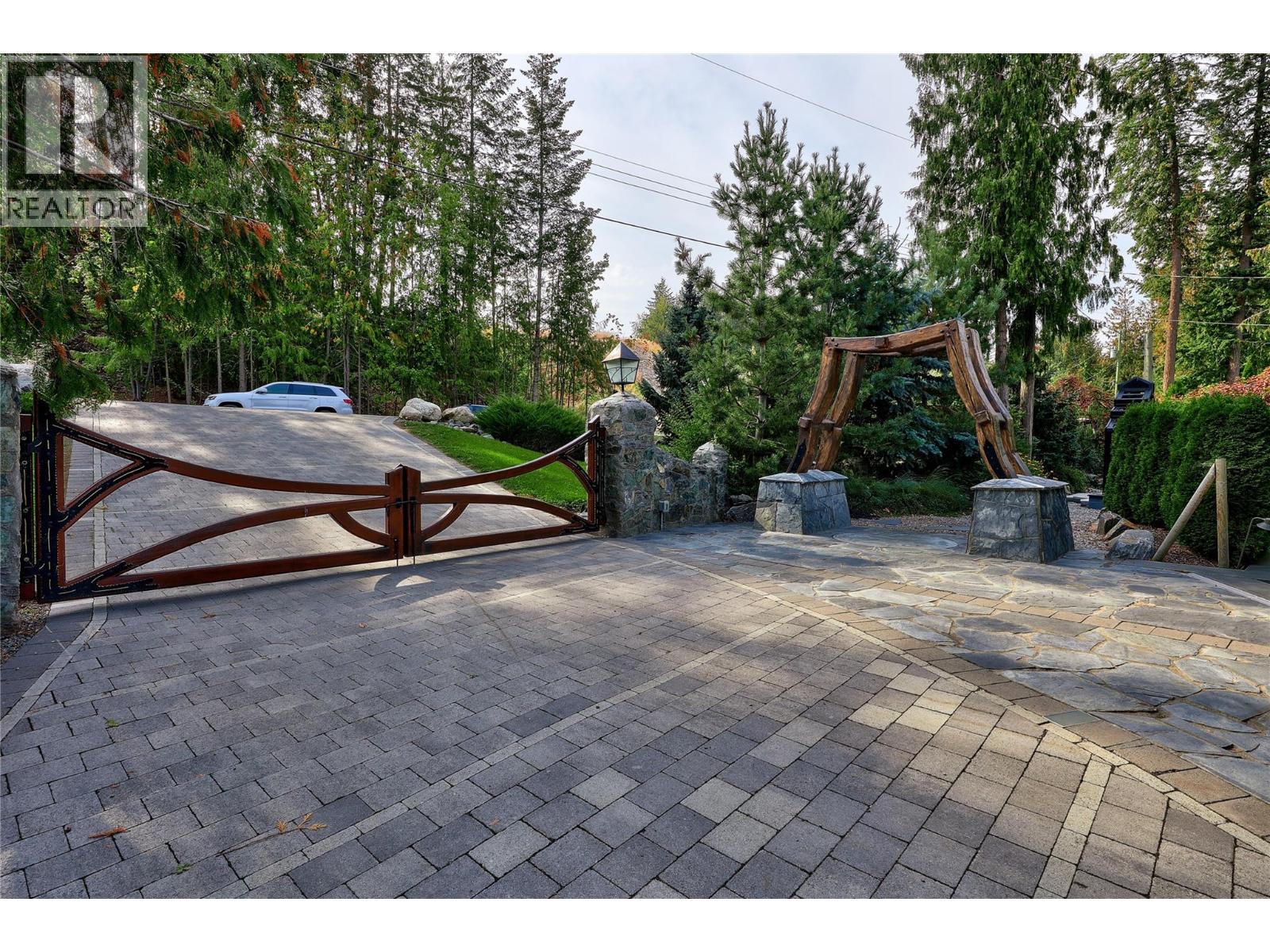 2483 Rocky Point Road - 44