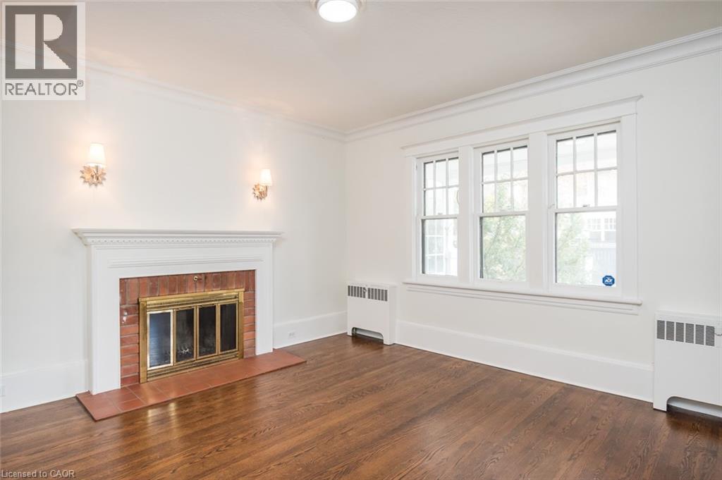 209 ALLAN Street, Oakville, Ontario, L6J3P2 — Photo 4
