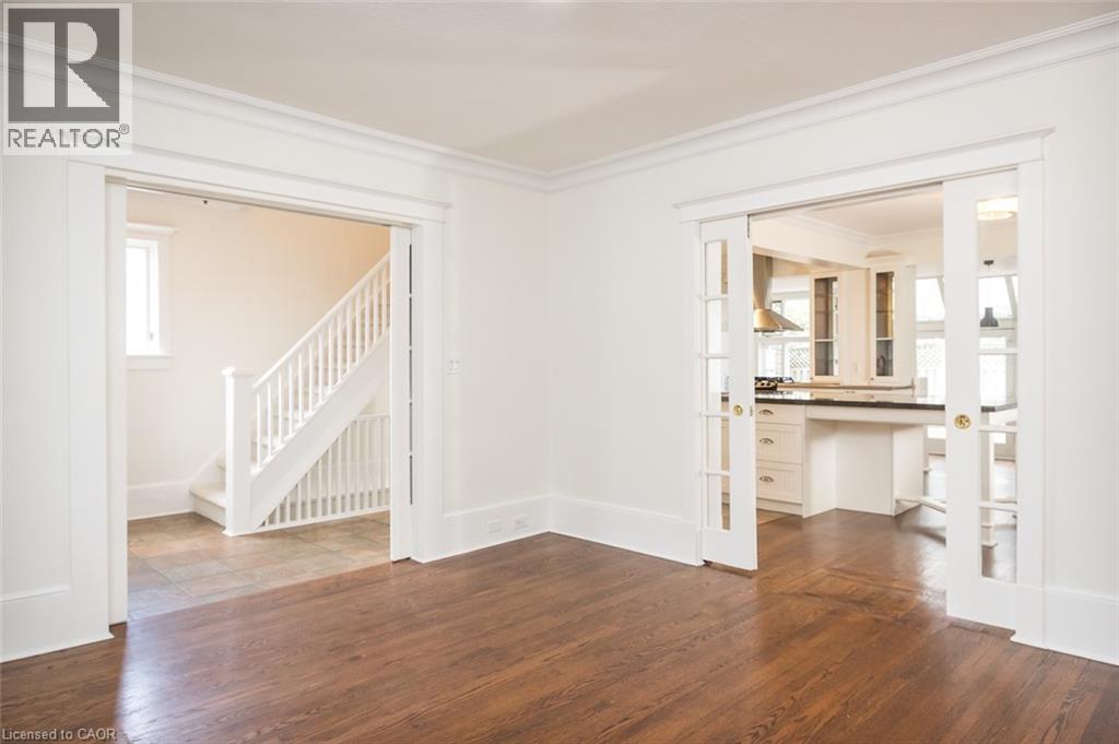 209 ALLAN Street, Oakville, Ontario, L6J3P2 — Photo 5