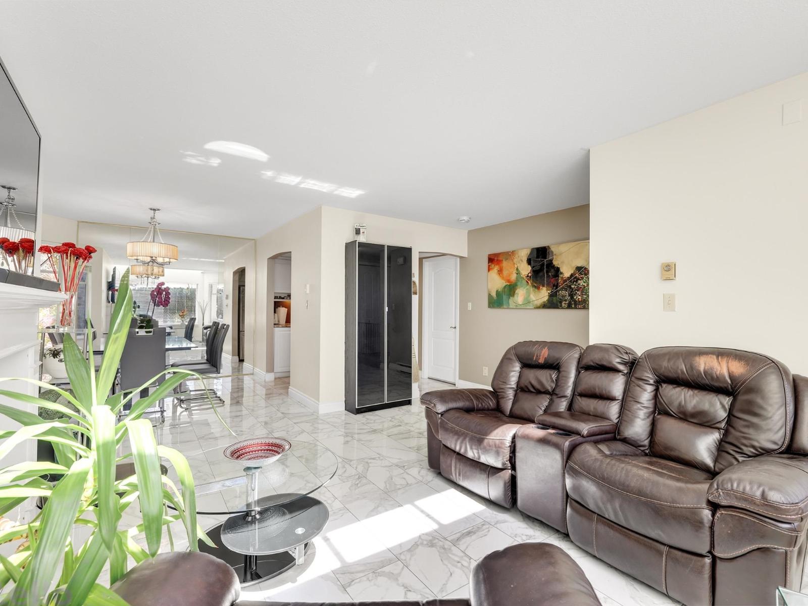 101 1225 MERKLIN STREET, White Rock