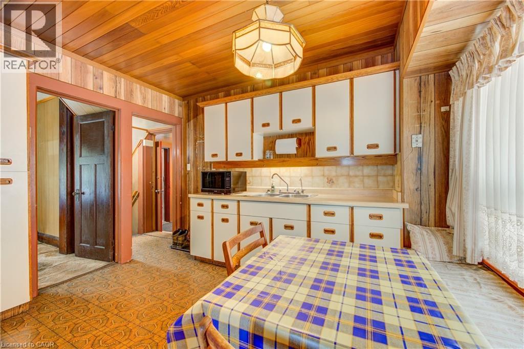 111 SIMEON Street - 10
