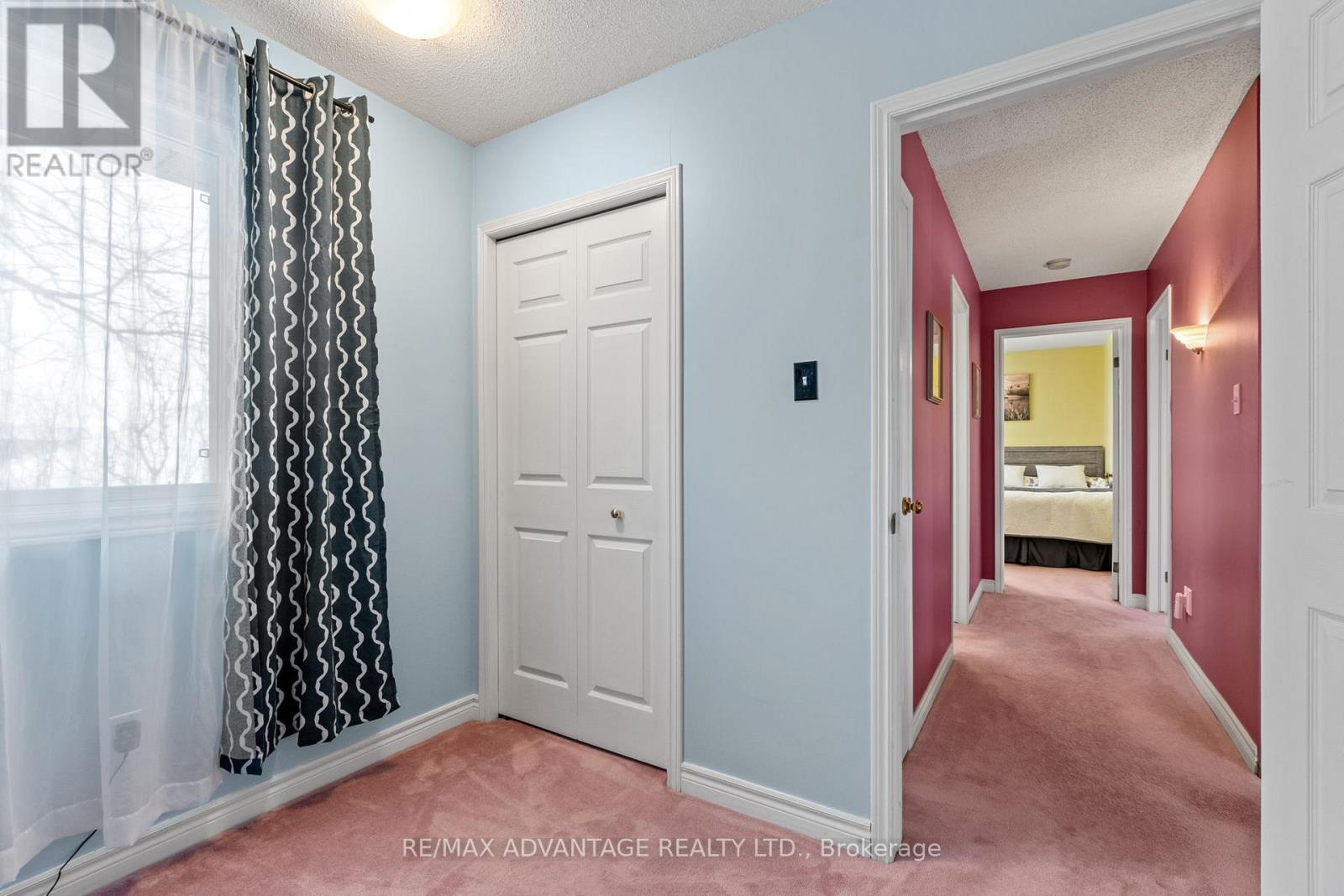 122 BARRYDALE CRESCENT - 24