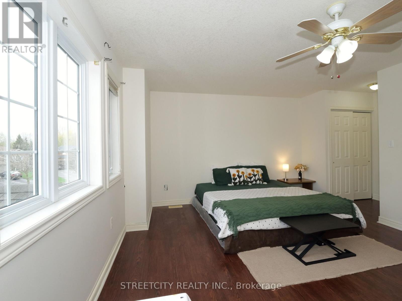 97 GREGORY CRESCENT - 20