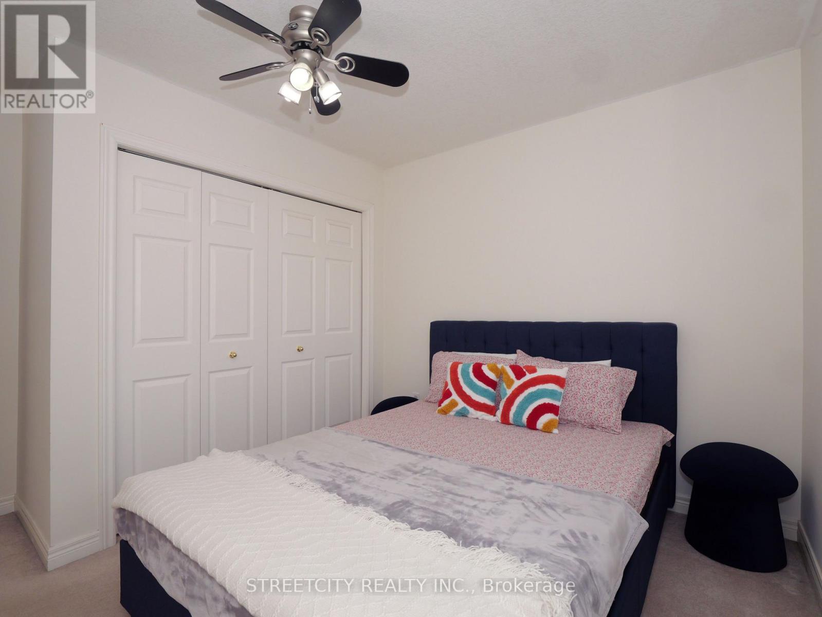 97 GREGORY CRESCENT - 27
