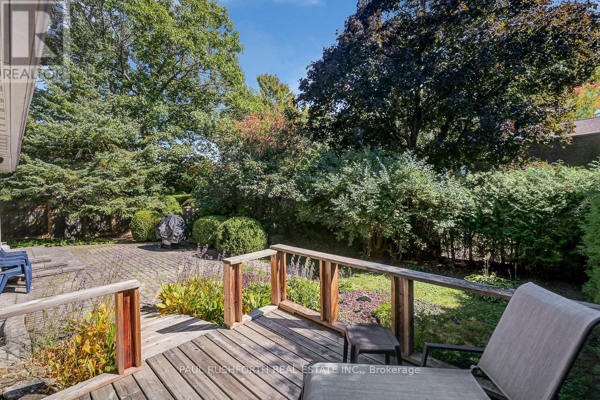 10 COSBURN AVENUE - 31