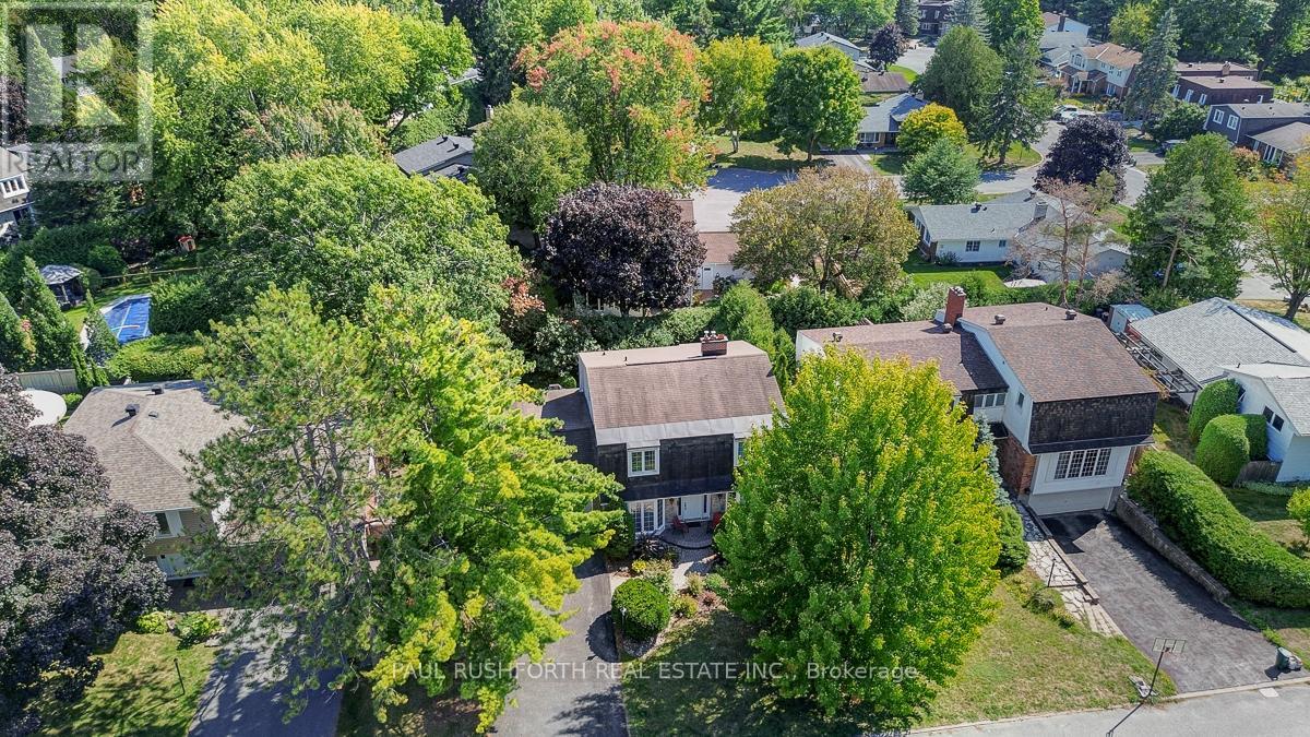10 COSBURN AVENUE - 38