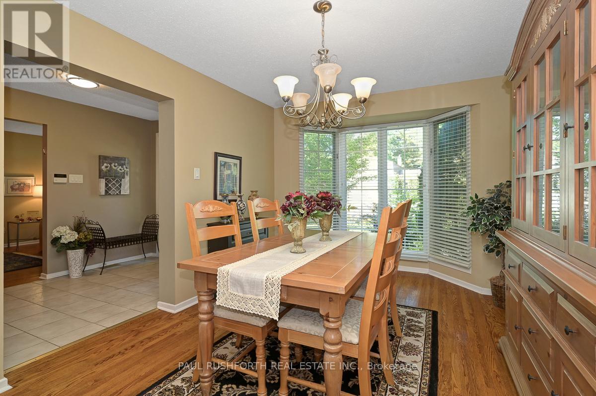10 COSBURN AVENUE - 8