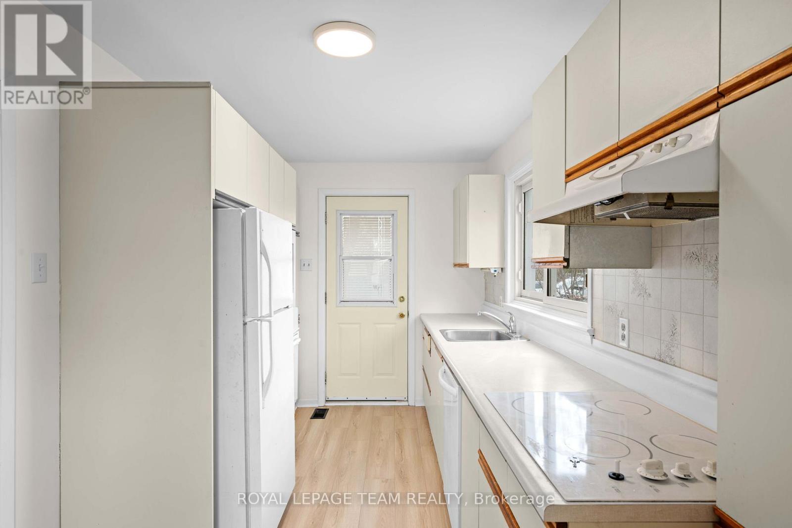 258 DANIEL STREET SOUTH STREET - 12
