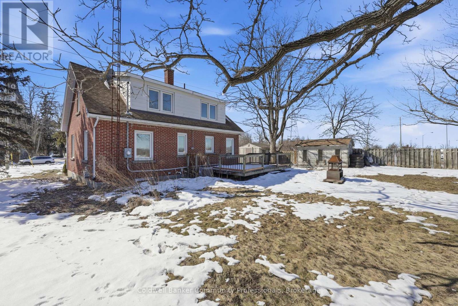 74 FREELTON ROAD - 35