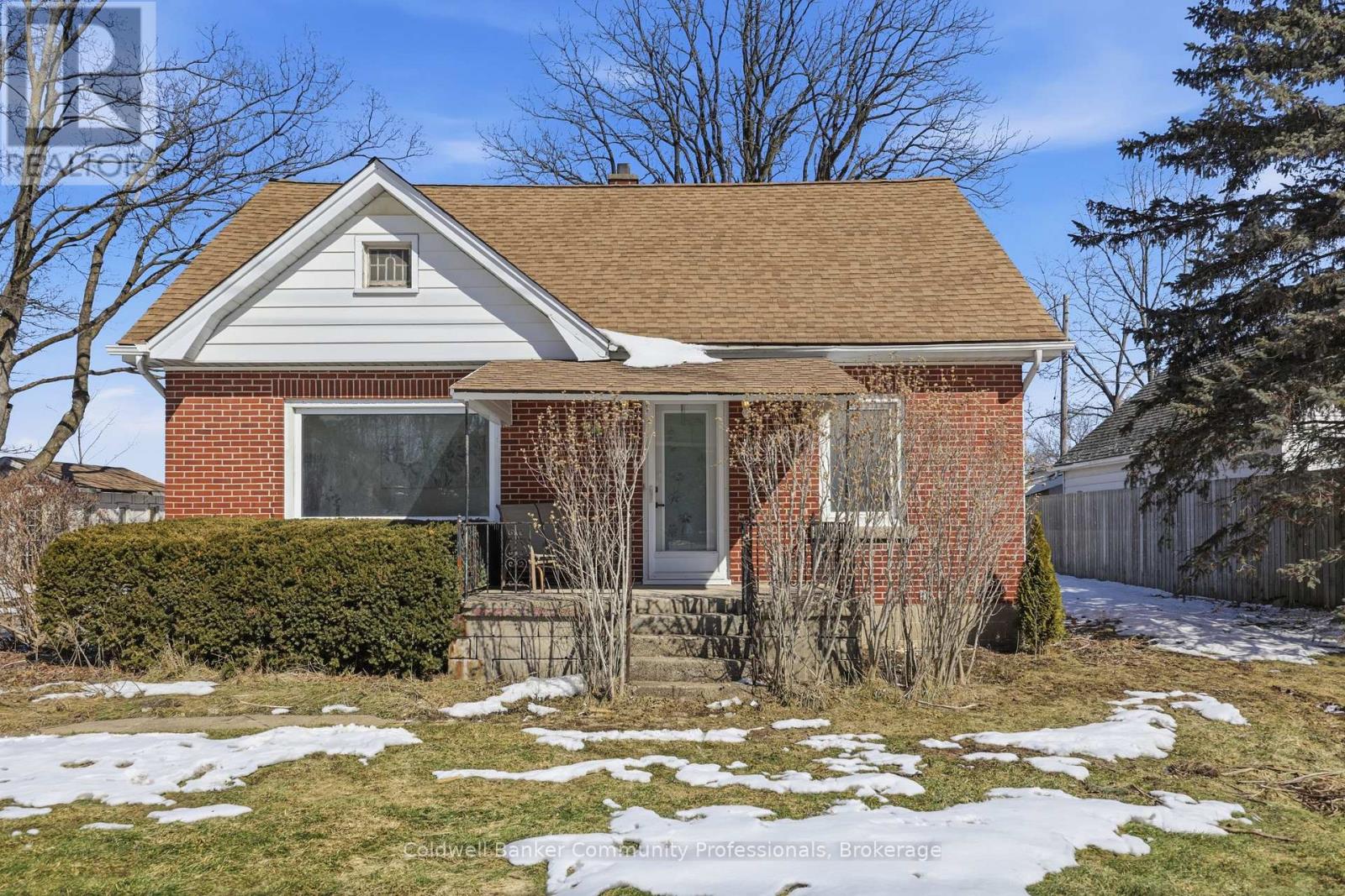 74 FREELTON ROAD - 4