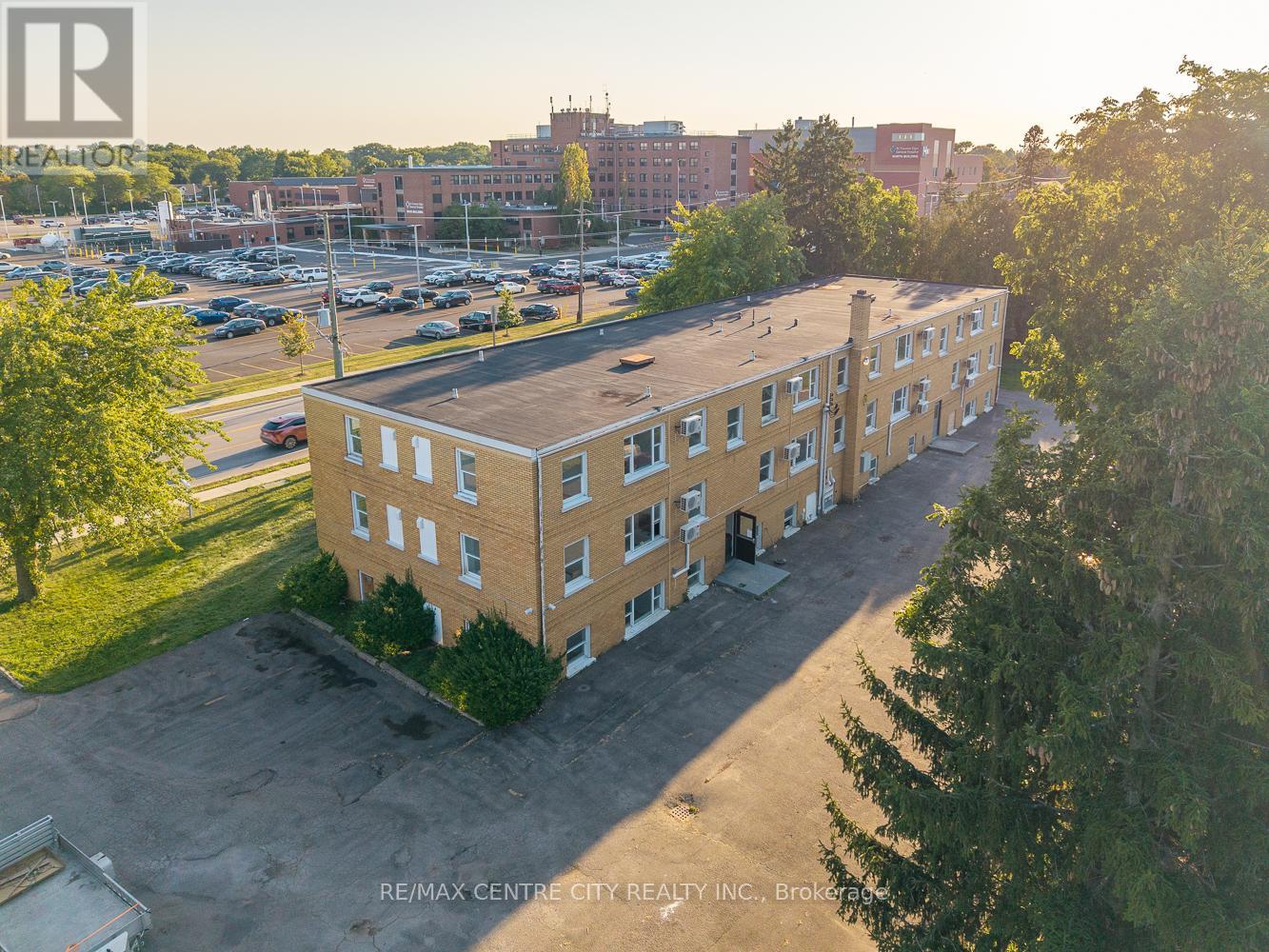 7 – 232 ELM STREET