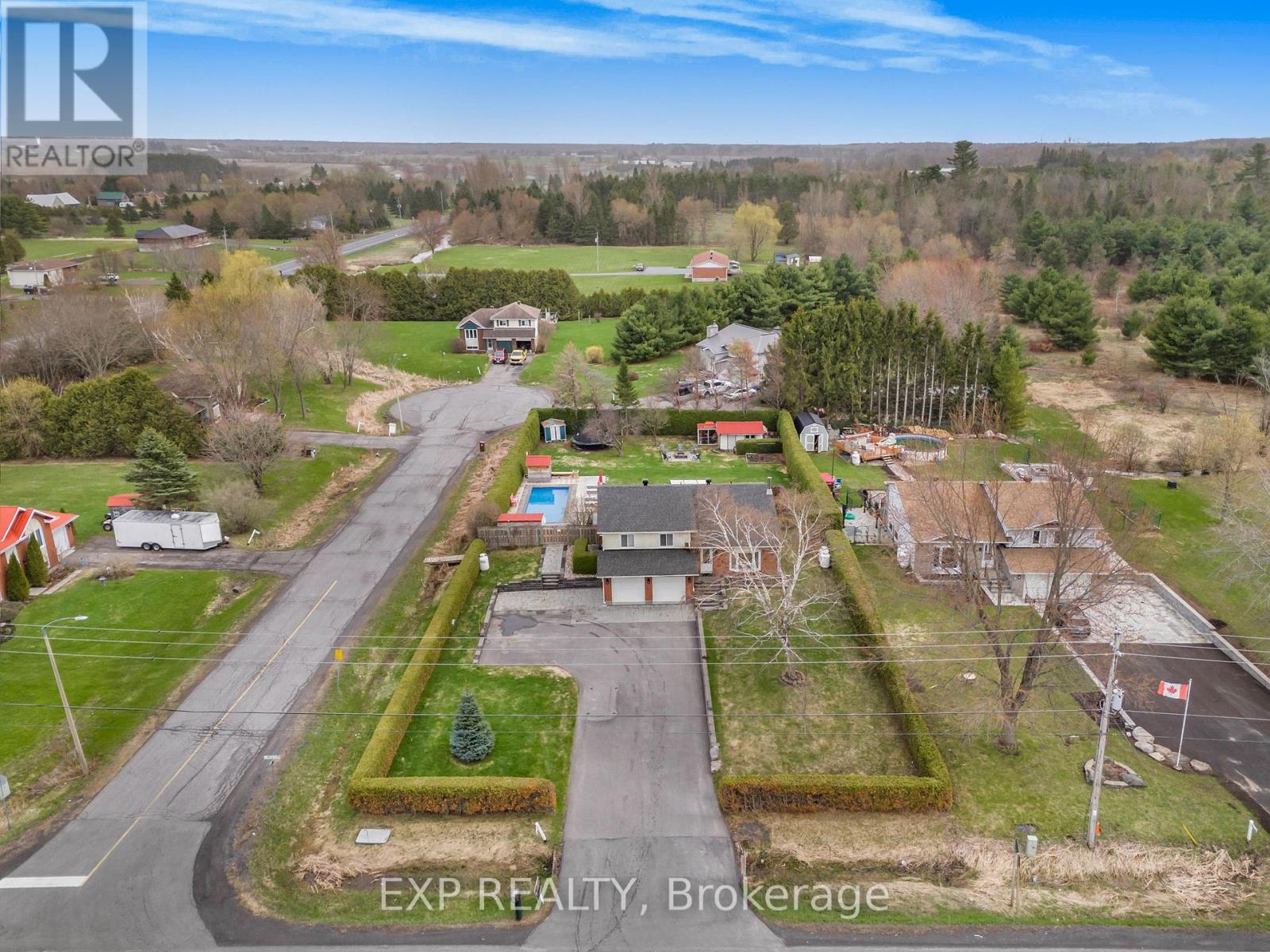 564 DU GOLF ROAD - 42