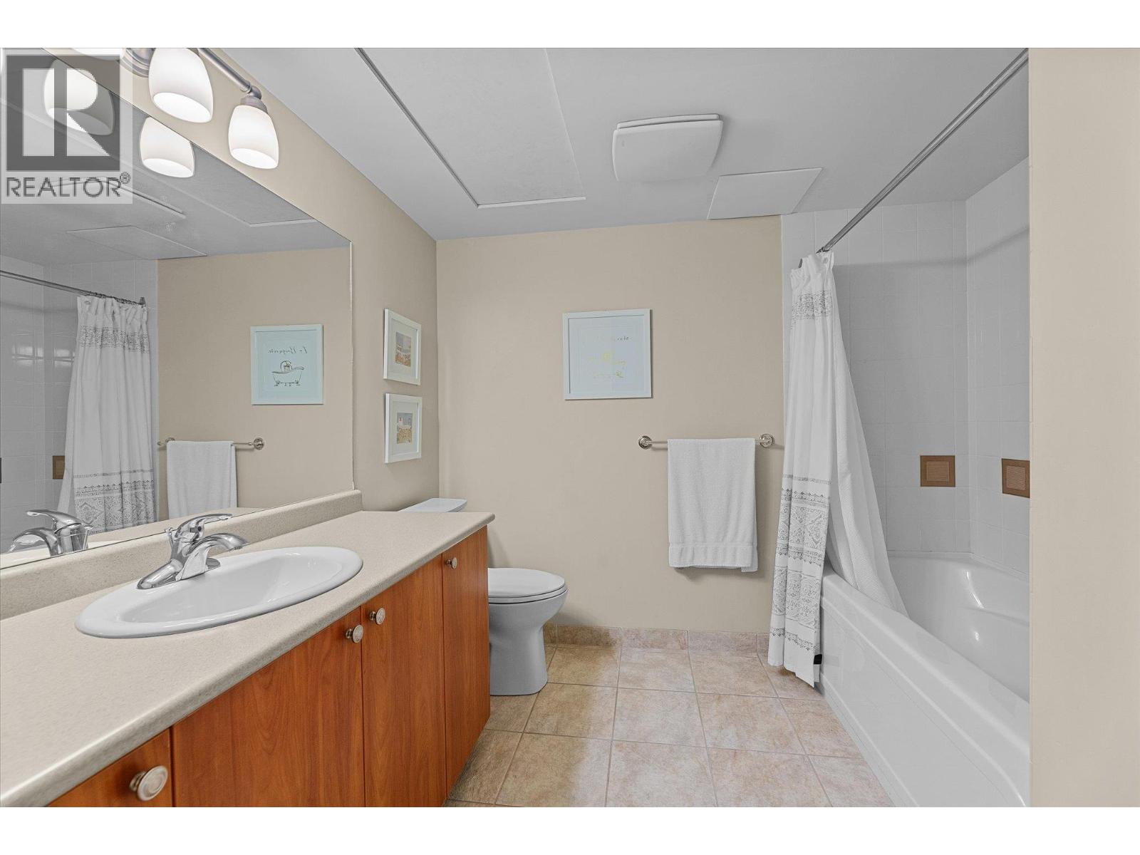 421 4205 Gellatly Road, West Kelowna