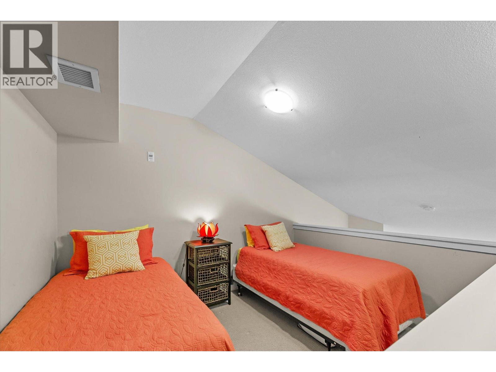 421 4205 Gellatly Road, West Kelowna