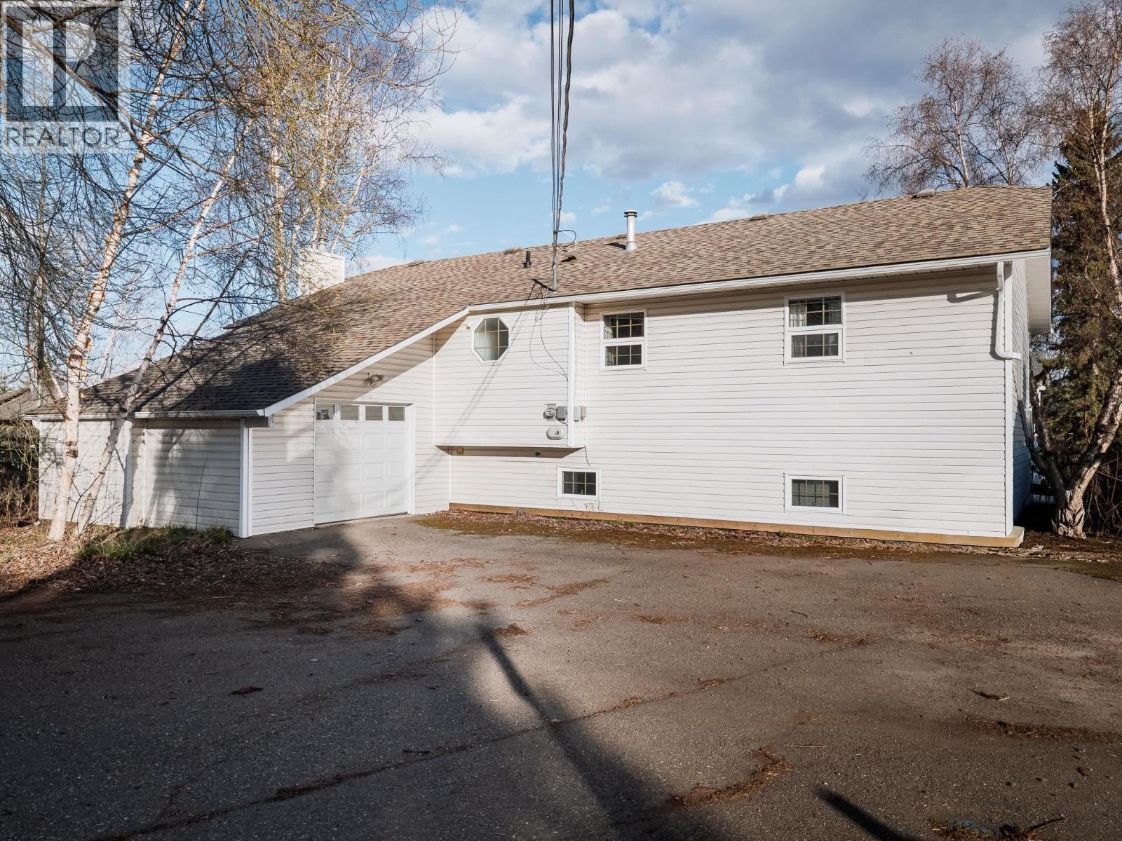 Kitchen of 1585 EDMONTON STREET · Prince George, BC